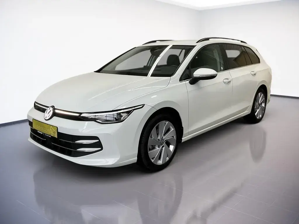 Main__Slider__Photo:Volkswagen Golf VIII Variant STYLE 1.5eTSI 150PS DSG AHK.LE 01/2025-1
