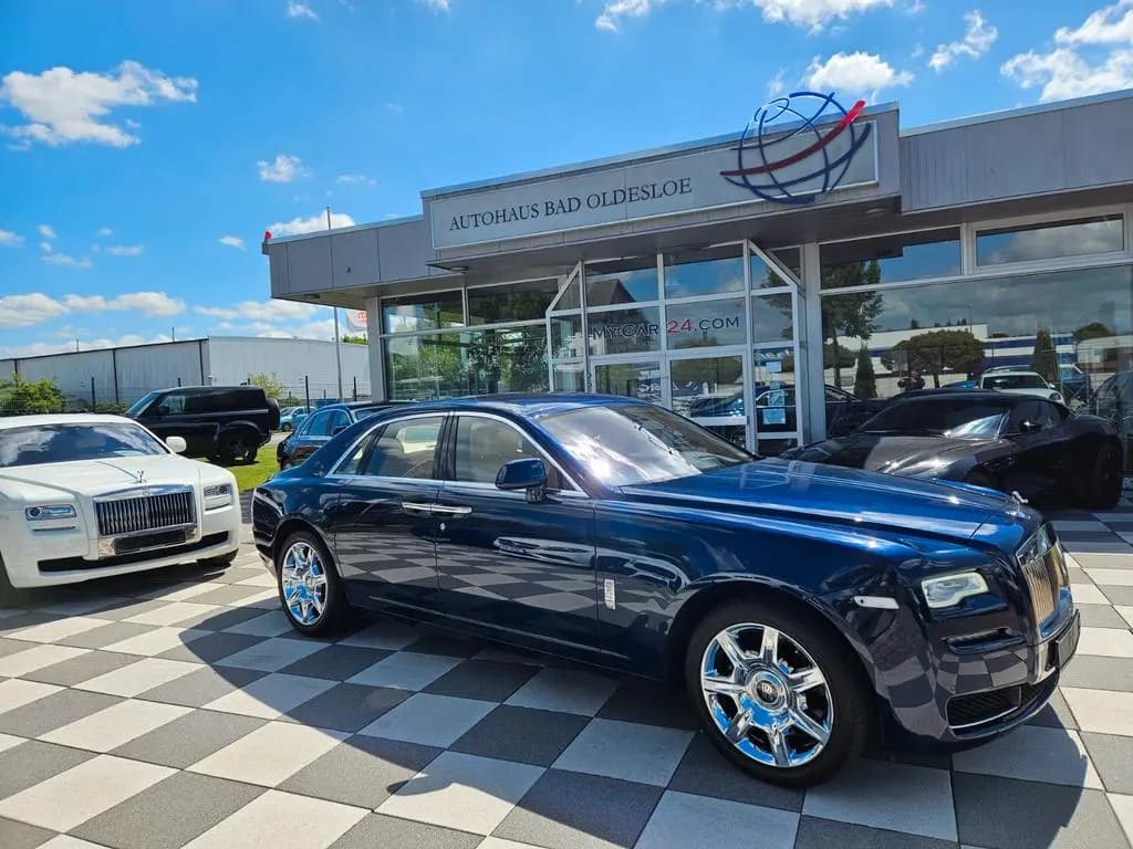 Main__Slider__Photo:Rolls-Royce Ghost +Serie II +Ventilated Seats +LED +360° 05/2017-0