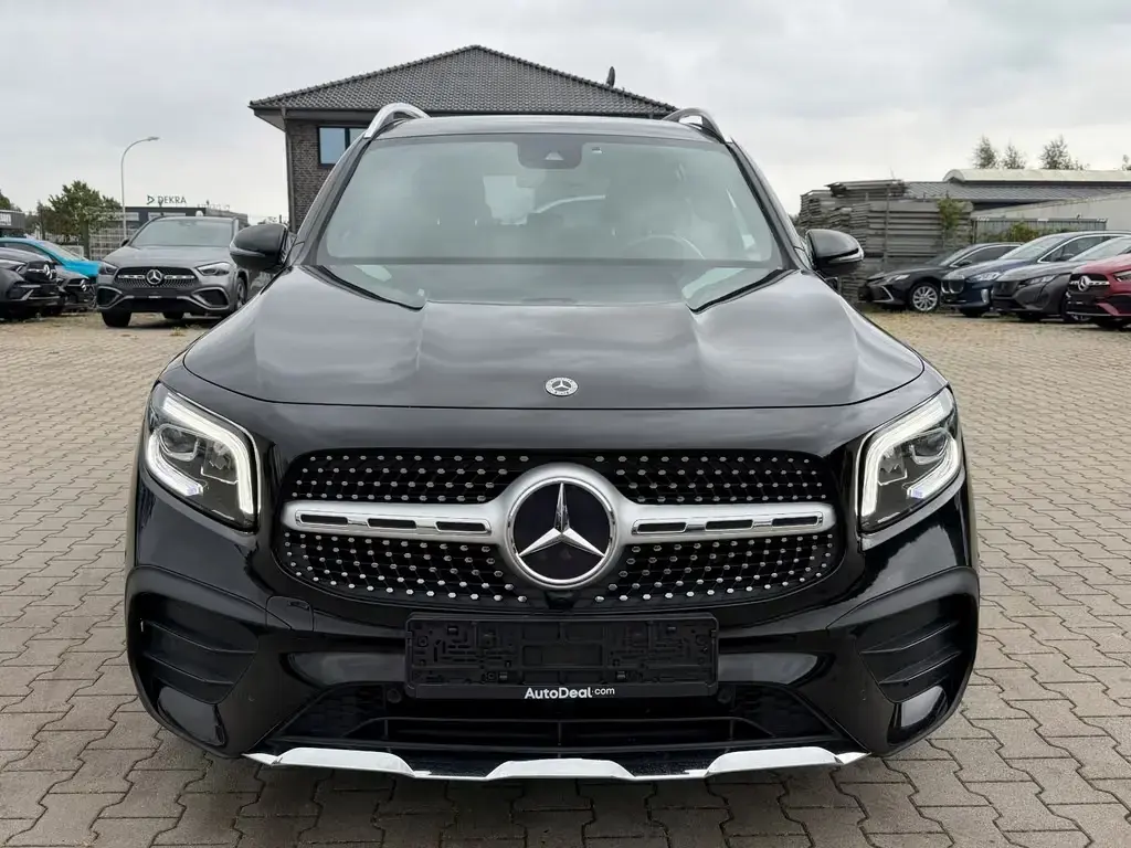 Main__Slider__Photo:Mercedes-Benz GLB 200 d AMG Line 7 Sitze 04/2022-1