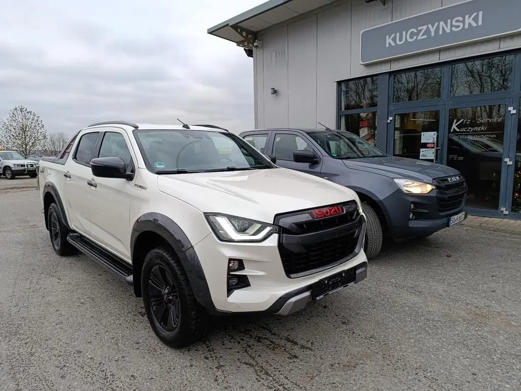Main__Slider__Photo:Isuzu D-Max Double Cab 4WD V-CROSS 07/2021-0