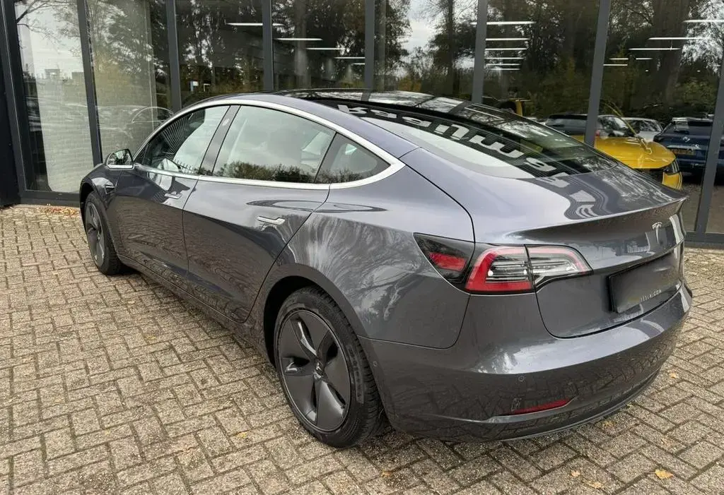 Main__Slider__Photo:Tesla Model 3 Standard-Range Plus RWD 86%SOH Autopilot 12/2019-1