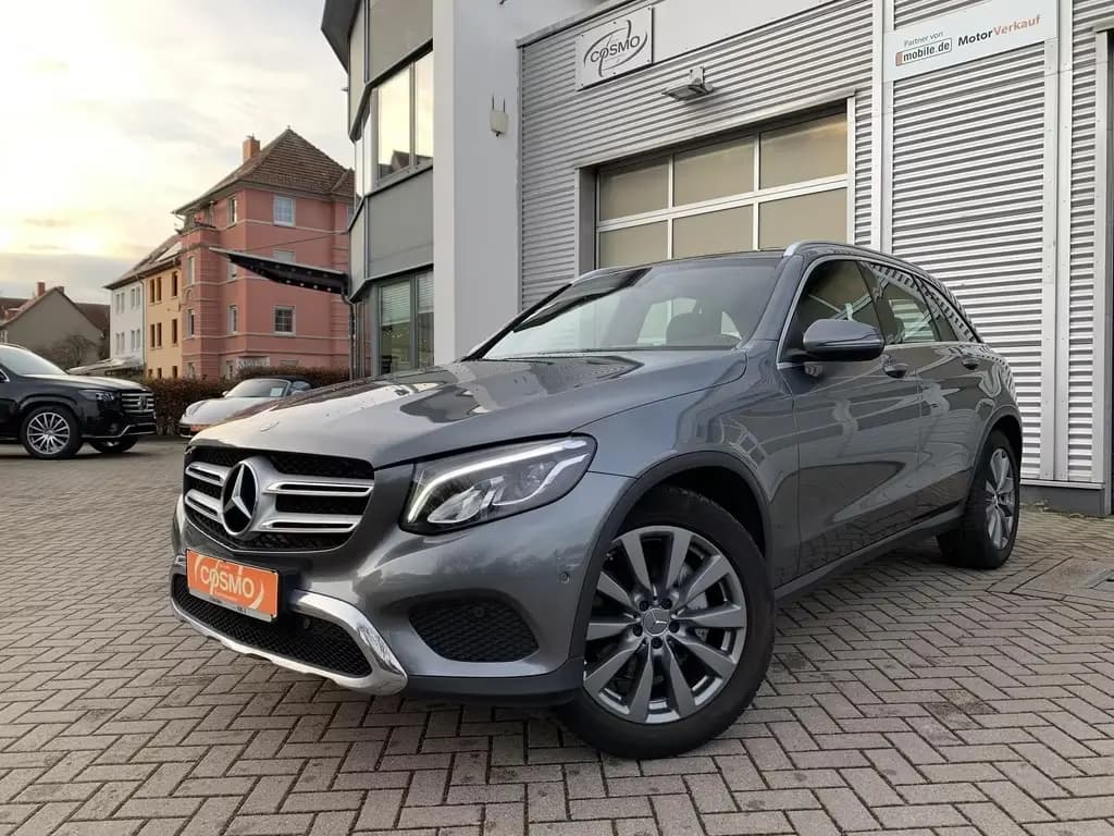Main__Slider__Photo:Mercedes-Benz GLC-Class d 4Matic AMG-Line AHK+LED+Kamera+elKlappe 06/2018-0