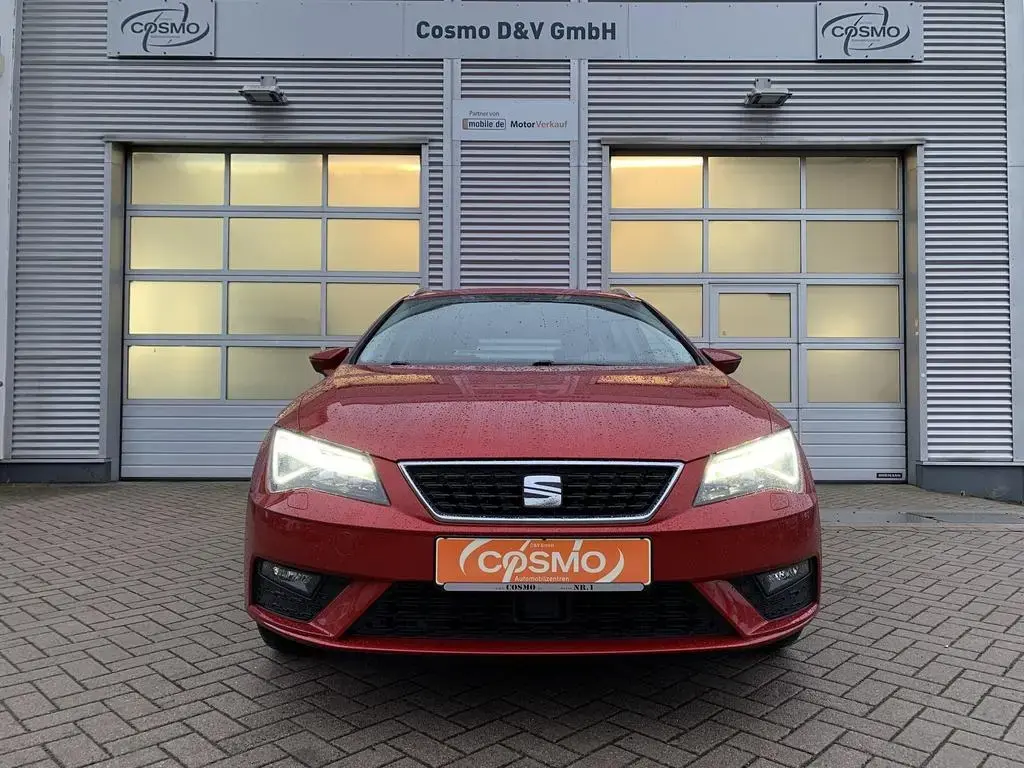 Main__Slider__Photo:Seat Leon ST Style NAVI+PANO+PDC+SOUND 07/2018-1