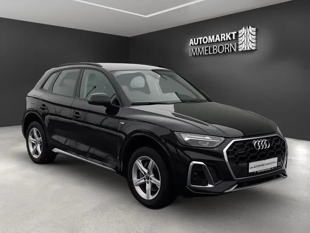 Main__Slider__Photo:Audi Q5 40 quattro S line AHK*Leder*Sound*LED*NaviTou 05/2023-0