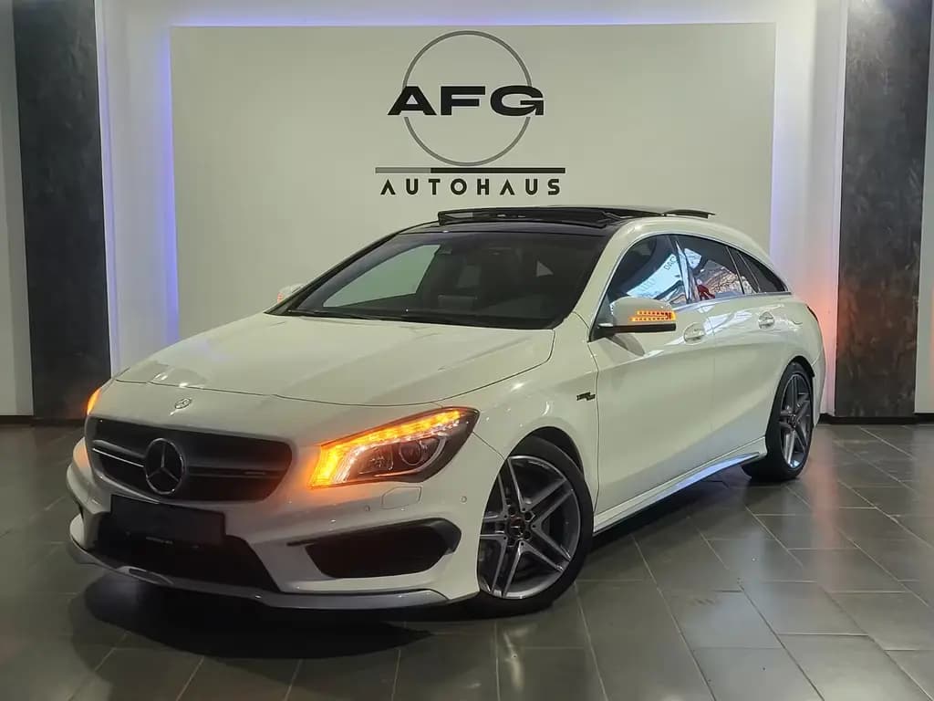 Main__Slider__Photo:Mercedes-Benz CLA-Class Shooting Brake CLA 45 AMG 4Matic 02/2016-0