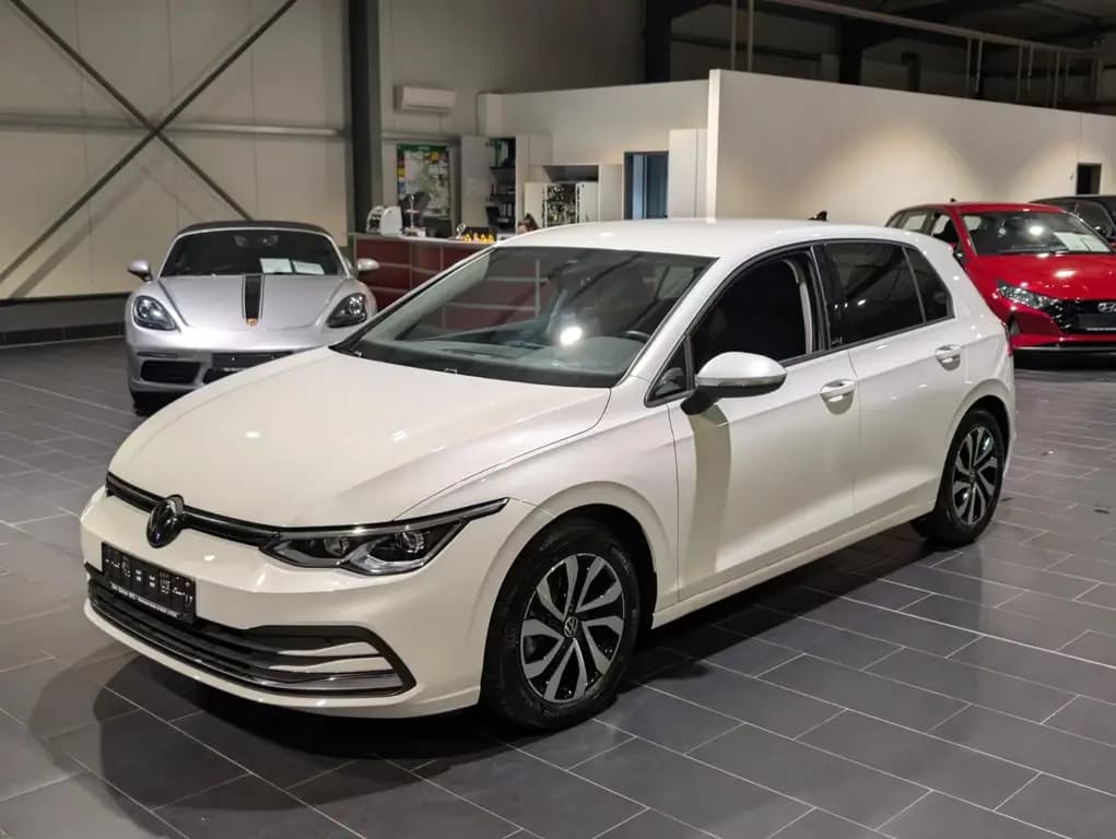 Main__Slider__Photo:Volkswagen Golf 2.0 TDI SCR DSG Active AHK Navi LED 12/2022-0