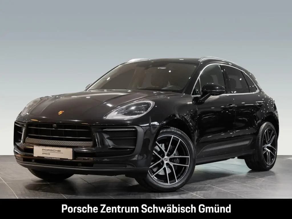 Main__Slider__Photo:Porsche Macan Surround-View BOSE Luftfederung 20-Zoll 05/2024-0