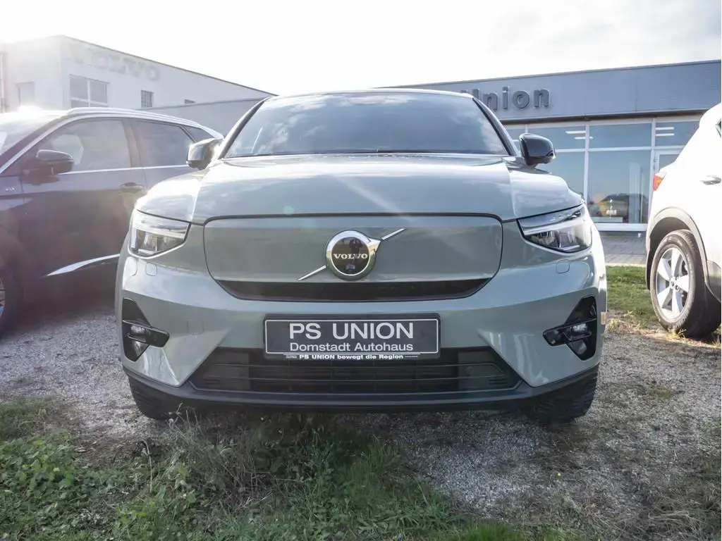 Main__Slider__Photo:Volvo C40 Ultimate Pure Electric AWD STANDHZ PANO 360° 11/2022-1