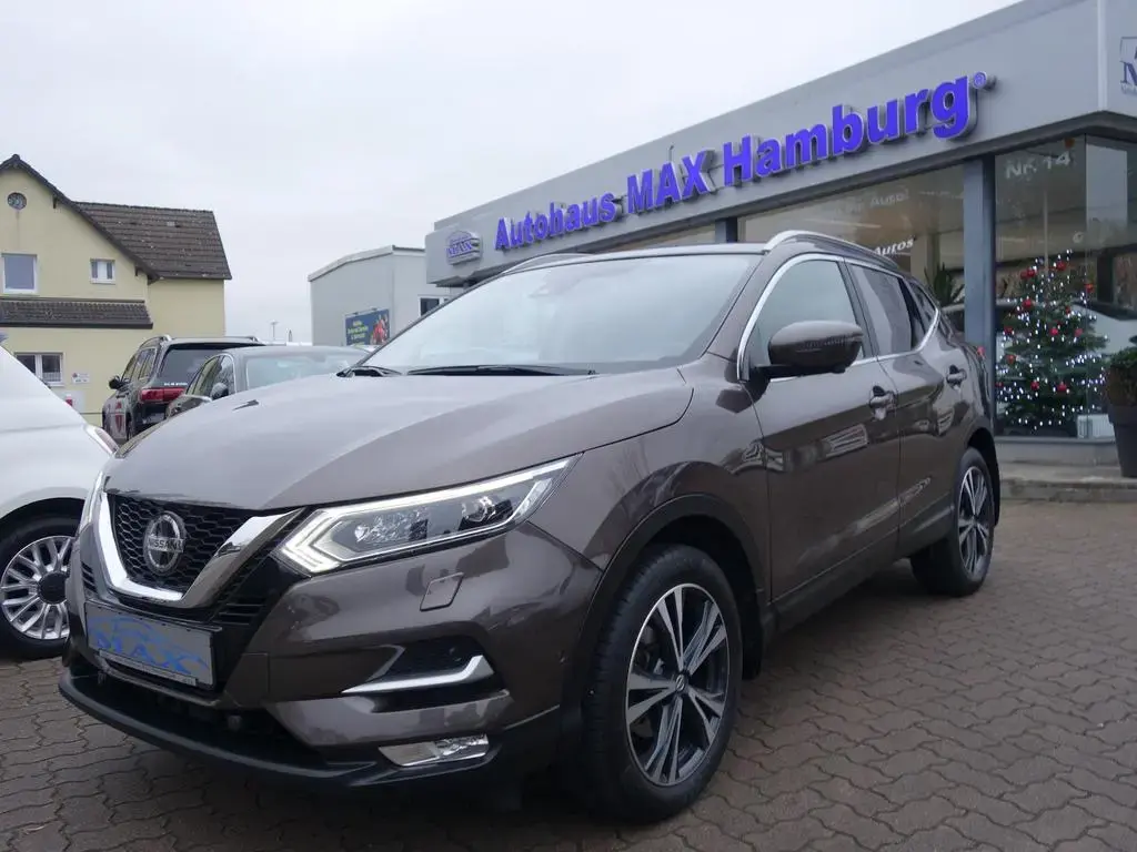 Main__Slider__Photo:Nissan Qashqai 1.5 DCI N-Connecta/AUT/LED/NAVI/KAMERA 06/2019-1