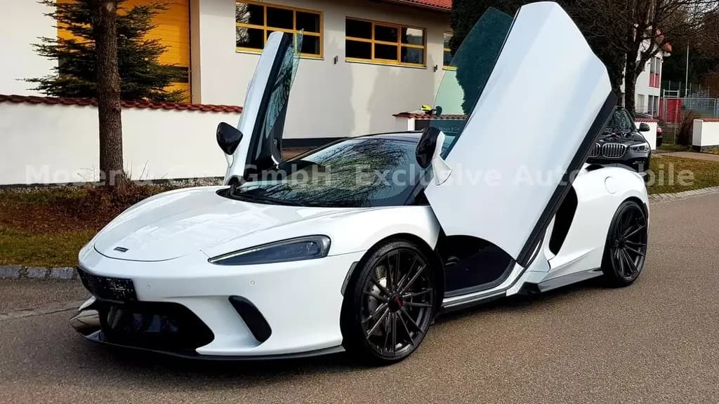 Main__Slider__Photo:McLaren GT *NOVITEC*Carbon*710PS*1.Hd*PANO*Pract. PACK 03/2021-0