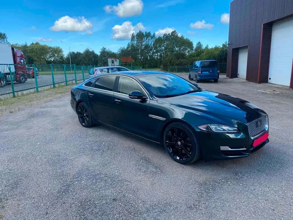 Main__Slider__Photo:Jaguar XJ Portfolio 3.0 V6 Lang VOLLAUSTATTUNG RWD 04/2016-0