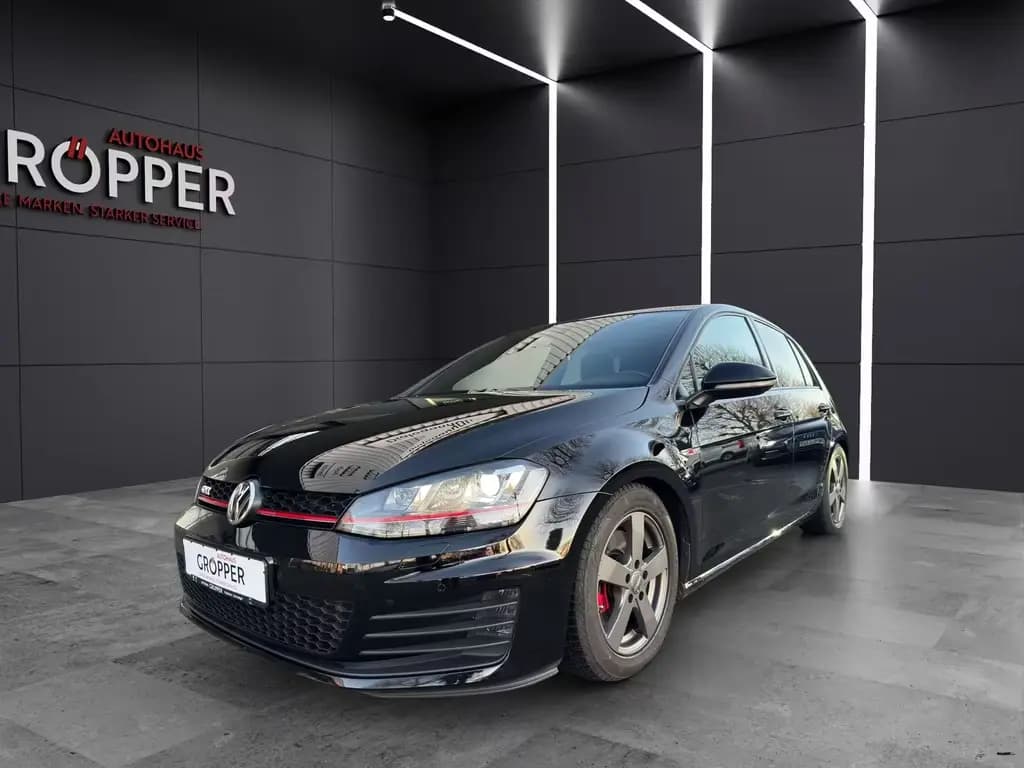 Main__Slider__Photo:Volkswagen Golf Golf VII 2.0 GTI BMT Xenon+/Kamera/Mirro... 04/2016-0