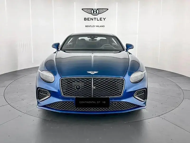 Main__Slider__Photo:Bentley Continental GT Continental GT V8 Hybrid 07/2024-1