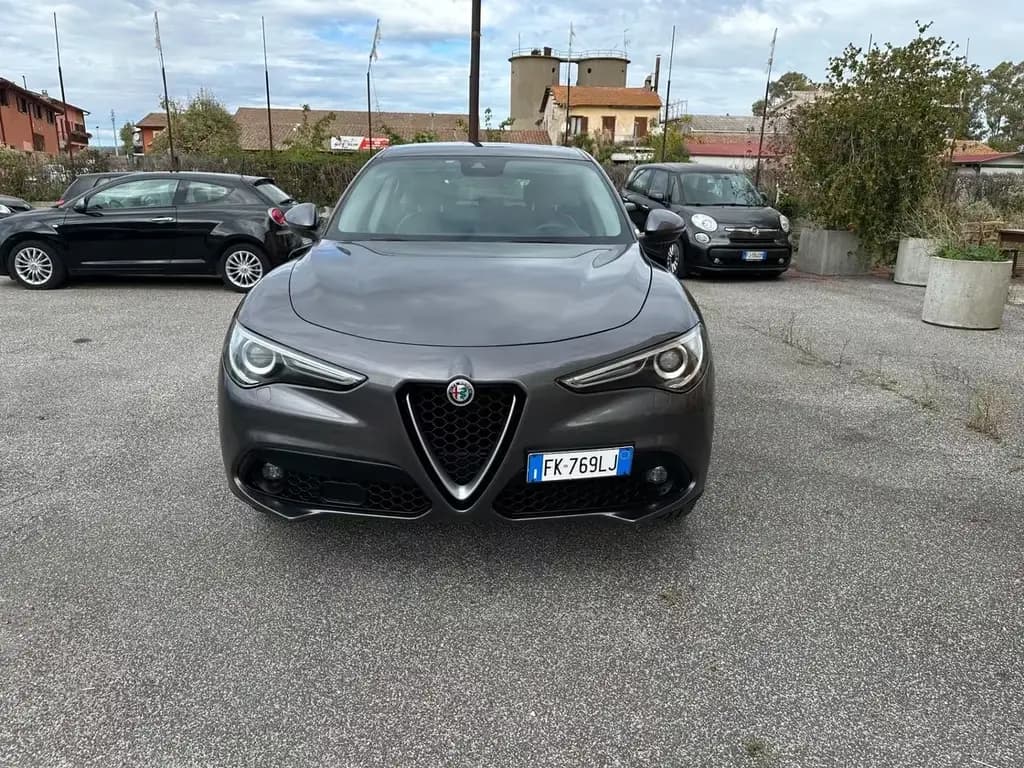 Main__Slider__Photo:Alfa Romeo Stelvio 2.2 Turbodiesel 210 CV AT8 Q4 12/2017-0