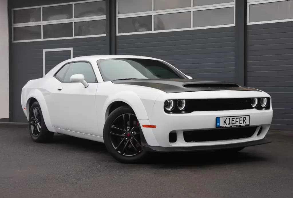 Main__Slider__Photo:Dodge Challenger 3.6 4x4 WideBody/ALPINE/SHZ/SBL/TOTW 10/2019-0
