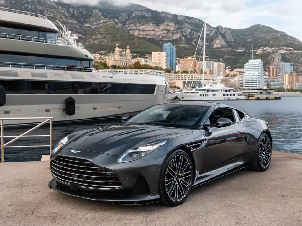 Main__Slider__Photo:Aston Martin DB12 4.0 V8 null-0