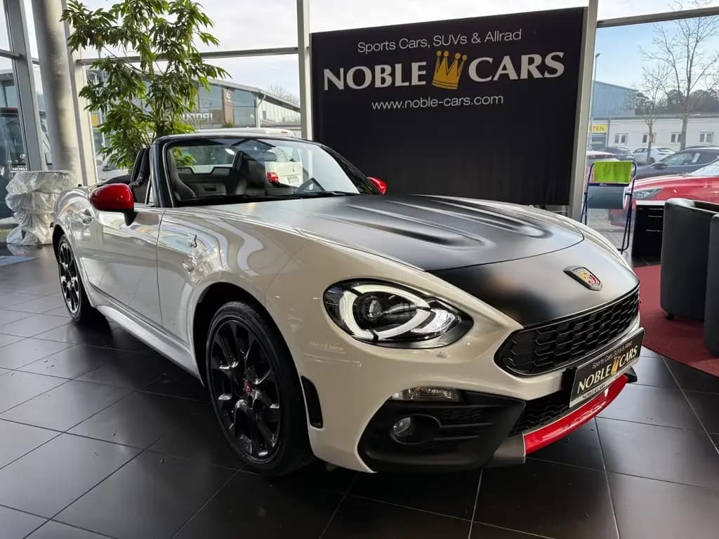 Main__Slider__Photo:Abarth 124 Spider BOSE LED LEDER ALU 06/2017-0