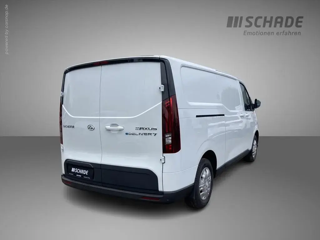Main__Slider__Photo:Maxus e DELIVER 7 KASTEN 77 KWH LÄNGE 2 LED AUTOMATIC 10/2024-1