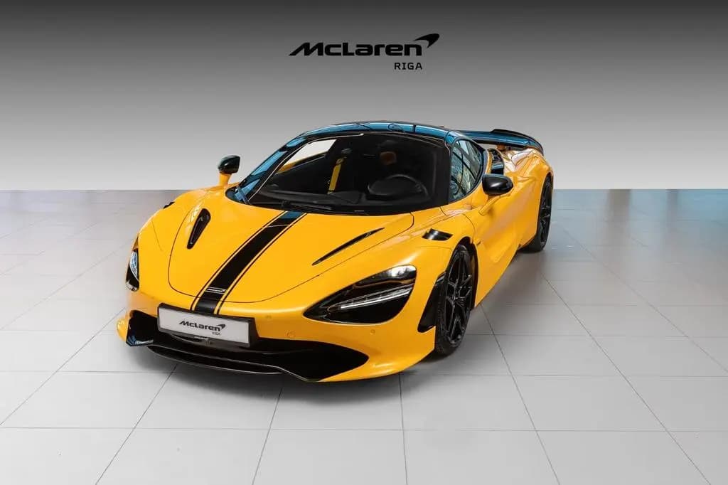 Main__Slider__Photo:McLaren 750S Coupe - B&W - Performance interior 05/2025-0
