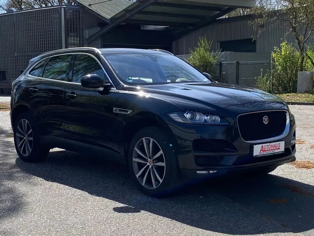 Main__Slider__Photo:Jaguar F-Pace F-PACE Portfolio AWD*KEYLESS*MEMORY*LEDER 12/2017-0