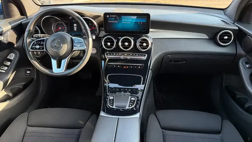 Main__Slider__Photo:Mercedes-Benz GLC 300 d 4Matic LED 360 Kamera 12/2019-1