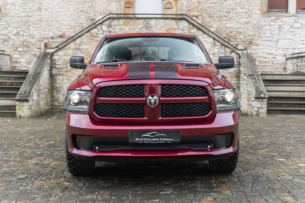 Main__Slider__Photo:Dodge RAM Classic Express 3,6L LPG AHK KAM BTH LEDER 04/2020-1