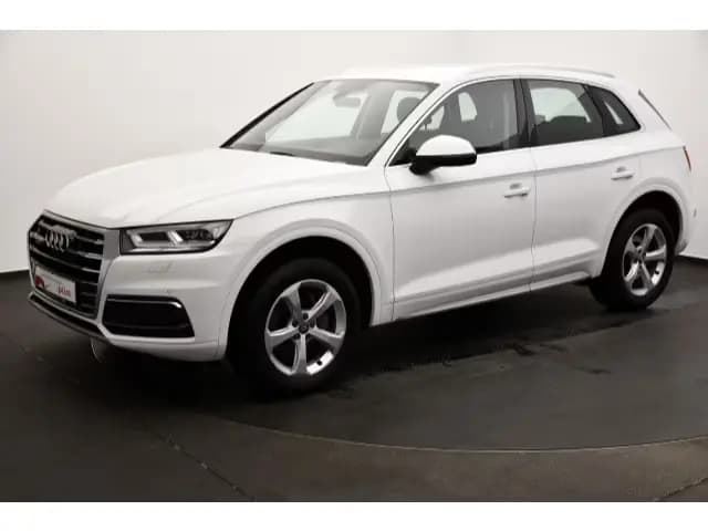 Main__Slider__Photo:Audi Q5 2.0 TDI S-tronic quattro design AHK/Rückkam/A 08/2018-0
