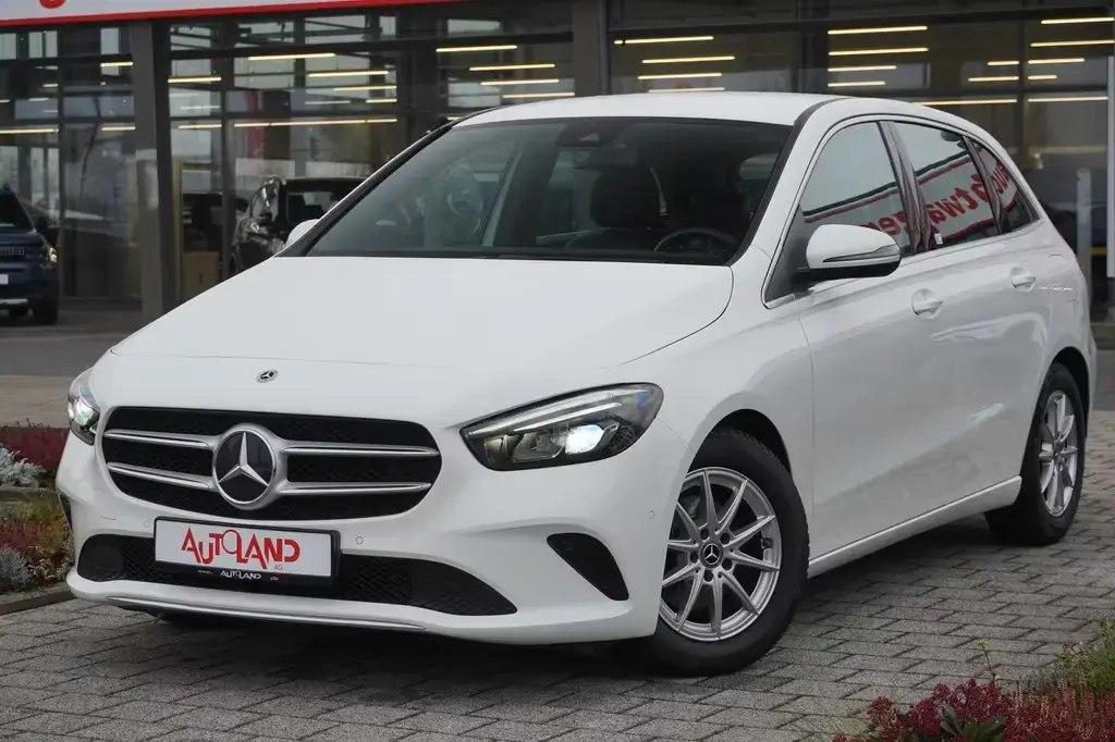 Main__Slider__Photo:Mercedes-Benz B 180 B180 Progressive Klimaaut. Navi LED Leder Kamera 01/2022-1