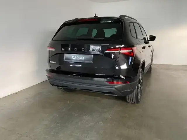 Main__Slider__Photo:Skoda Karoq Tour 1.5 TSI DSG AHK+NAVI+KAMERA null-1
