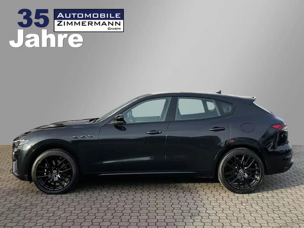 Main__Slider__Photo:Maserati Levante S GrandSport*Matrix*Carbon*Panorama*H&K* 09/2021-0