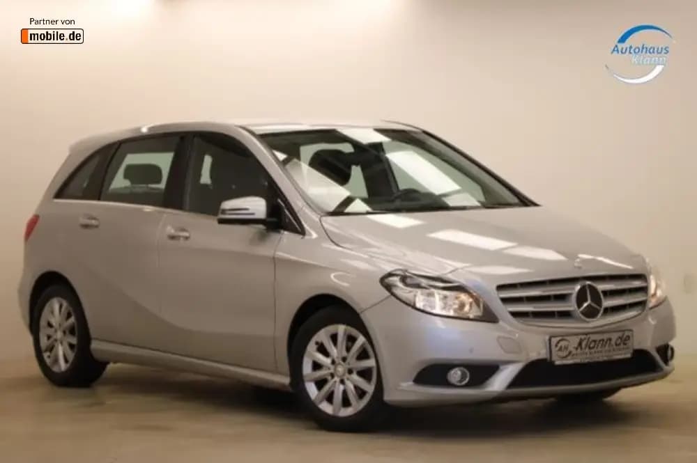 Main__Slider__Photo:Mercedes-Benz B-Class 122PS BlueEfficiency AHK Sitzheizung PDC 10/2012-0