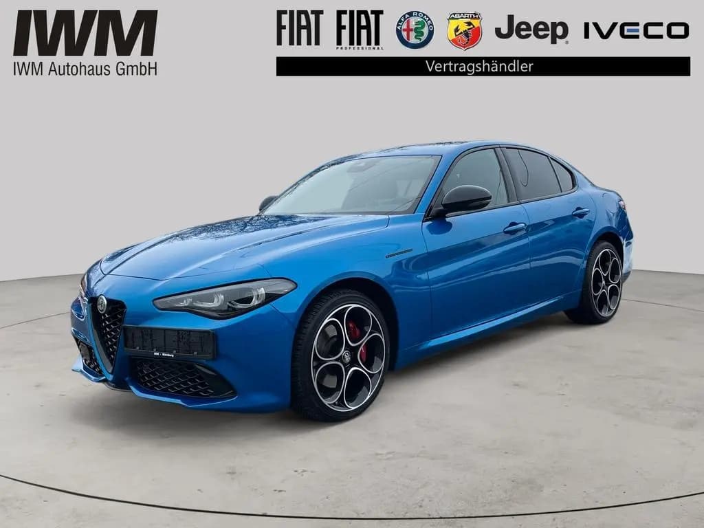 Main__Slider__Photo:Alfa Romeo Giulia Competizione Q4 01/2024-0