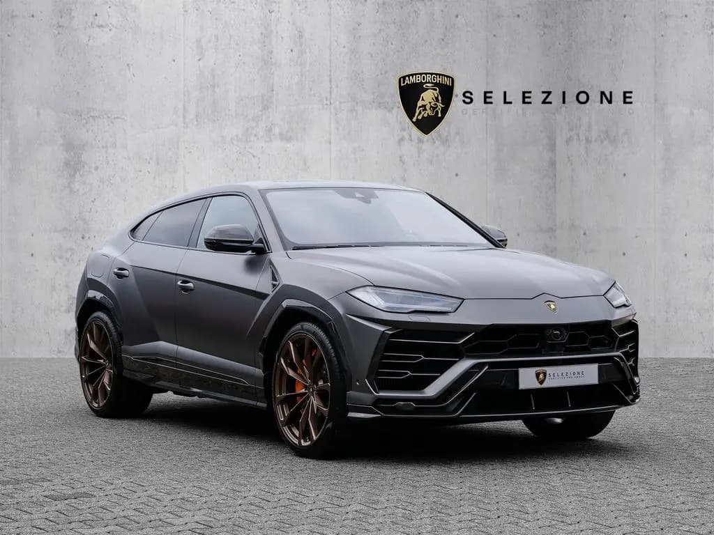 Main__Slider__Photo:Lamborghini Urus Grigio Keres Matt, Full Exterior Carbon 06/2020-0