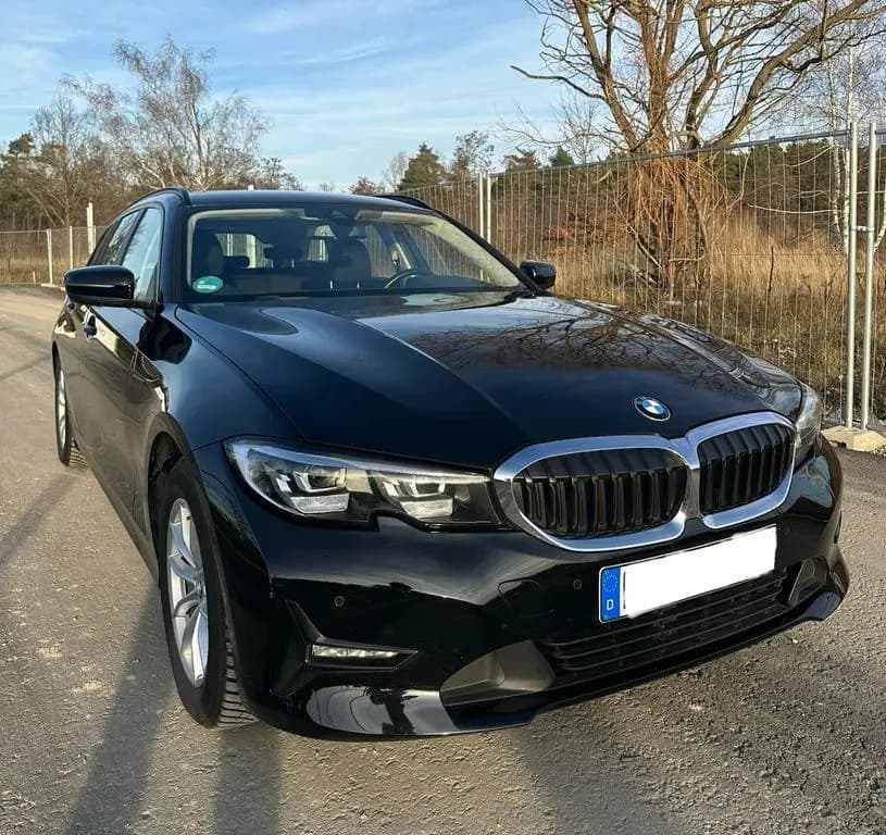Main__Slider__Photo:BMW 3 Series 320d Touring Advantage Automatik Advantage 12/2020-0