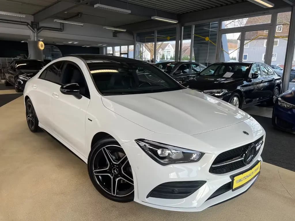 Main__Slider__Photo:Mercedes-Benz CLA-Class 200 Edition AMG LINE *PANO*AMBIENTE*WIDE* 04/2021-0