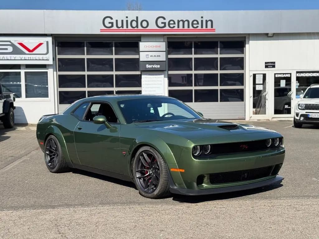 Main__Slider__Photo:Dodge Challenger 6.4 V8 R/T Scat Pack Widebody unfallf 03/2023-0