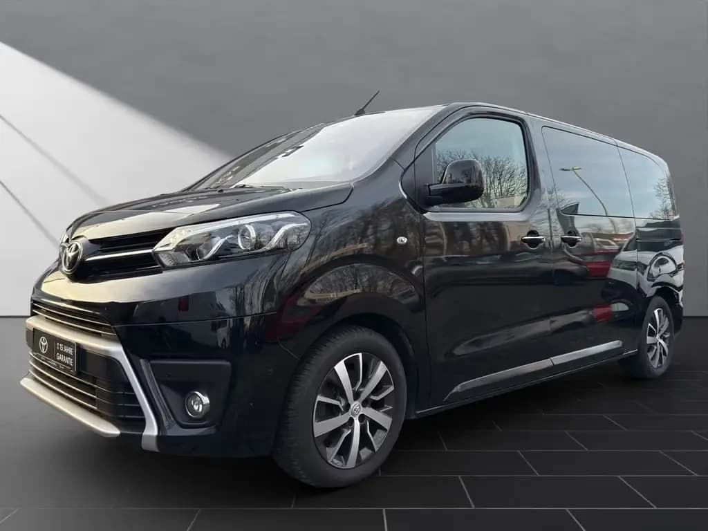Main__Slider__Photo:Toyota Proace (Verso) Proace Verso 2.0 L1 Executive Standh. 03/2023-0