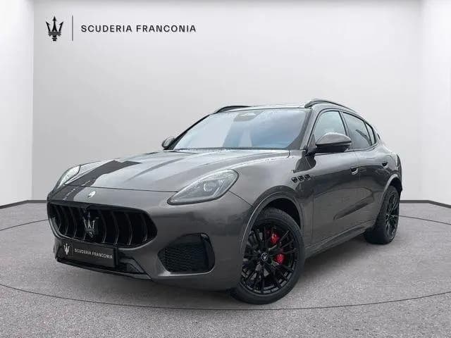 Main__Slider__Photo:Maserati Grecale 2.0 MHEV Modena Auto 4WD 10/2025-0