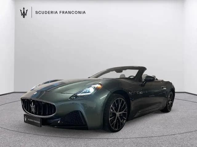 Main__Slider__Photo:Maserati GranCabrio 361 kW 3.0 V6 AWD null-0