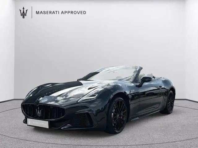 Main__Slider__Photo:Maserati GranCabrio 404 kW 3.0 V6 AWD Trofeo 08/2025-0