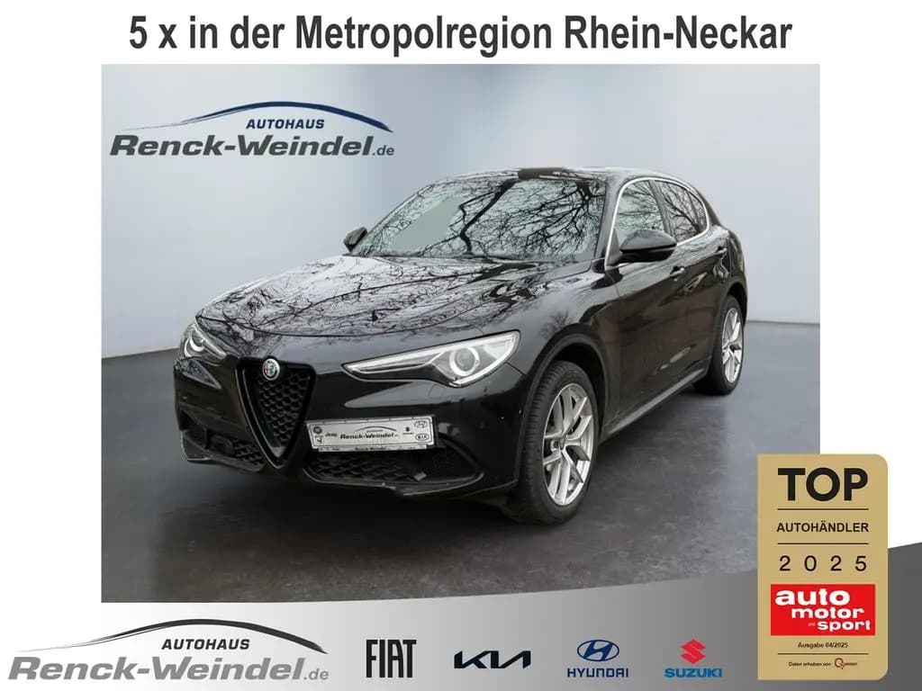 Main__Slider__Photo:Alfa Romeo Stelvio Super Q4 2.0 Turbo Sportpaket AD Navi Di 11/2018-0