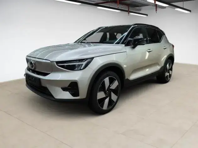 Main__Slider__Photo:Volvo XC40 Pure Electric*AWD*Winter-P*20 Zoll 02/2023-1