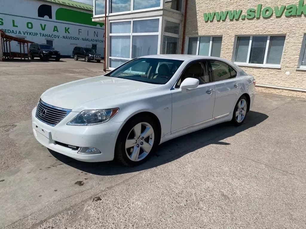 Main__Slider__Photo:Lexus LS 460 4,6l benzin VIN 917 09/2009-0