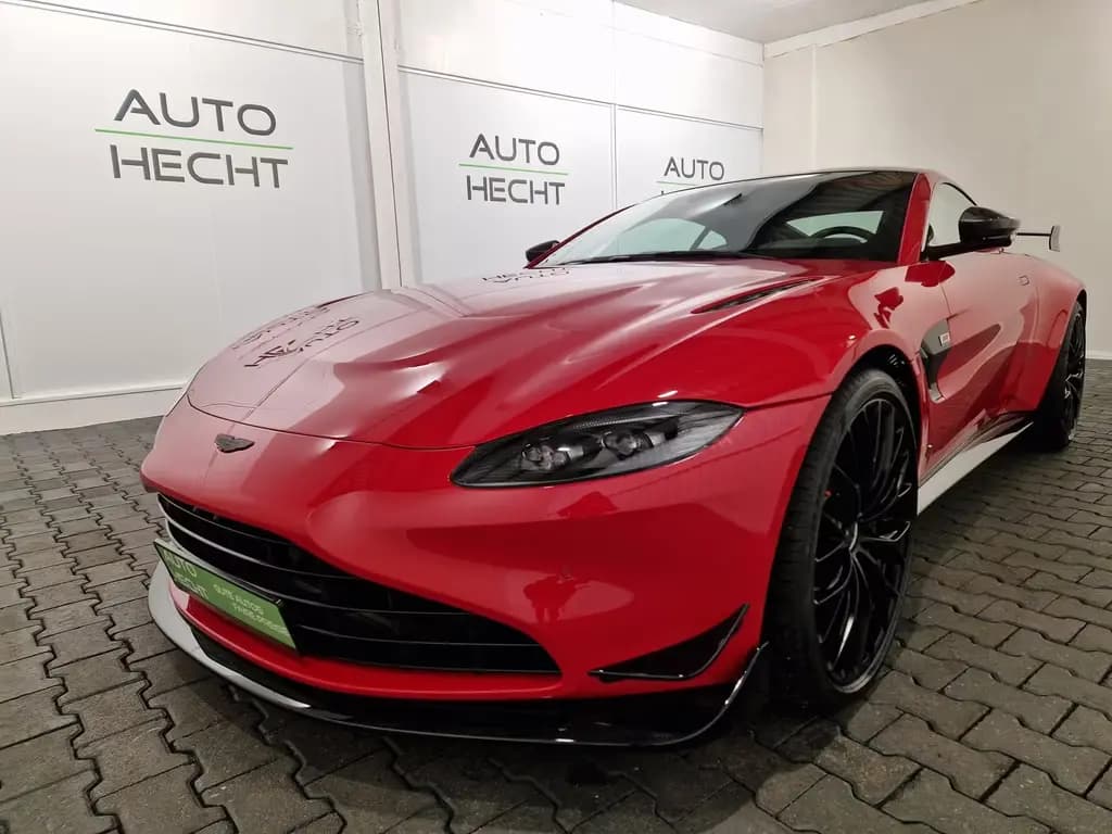 Main__Slider__Photo:Aston Martin V8 Vantage F1 Carbon Performance Sitze 05/2023-0