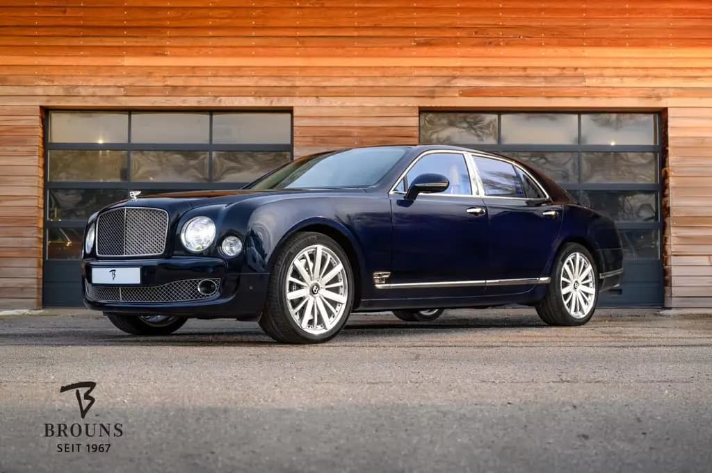 Main__Slider__Photo:Bentley Mulsanne 6.75 V8 Mulliner |Naim|FondKino|ACC 11/2012-0