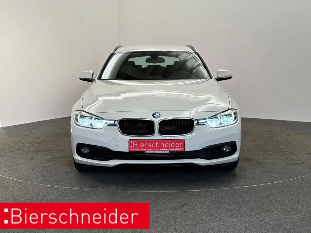 Main__Slider__Photo:BMW 3 Series 318 d Touring Advantage LED AHK NAVI PDC 16 GRA 06/2019-1