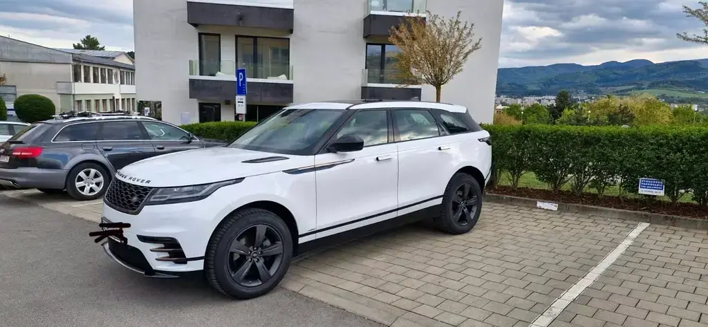 Main__Slider__Photo:Land Rover Range Rover Velar 2.0 D240 R-Dynamic S 09/2017-1