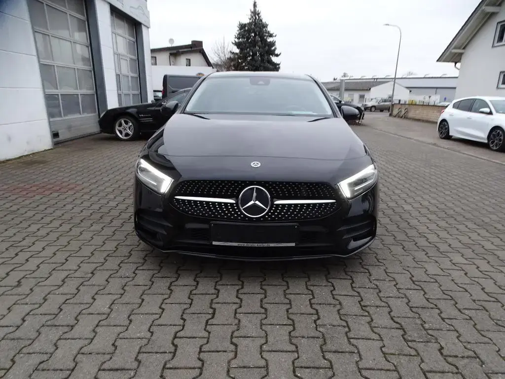 Main__Slider__Photo:Mercedes-Benz A-Class 200 AMG Line, Standheizung, Leder, Rückfahrkam 11/2018-1