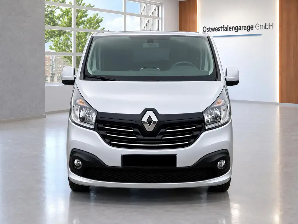 Main__Slider__Photo:Renault Trafic Combi Expression 145 PS (9-Sitzer, Navi) 04/2018-1