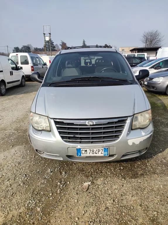 Main__Slider__Photo:Chrysler Voyager 2.5 CRD cat LX 06/2004-0
